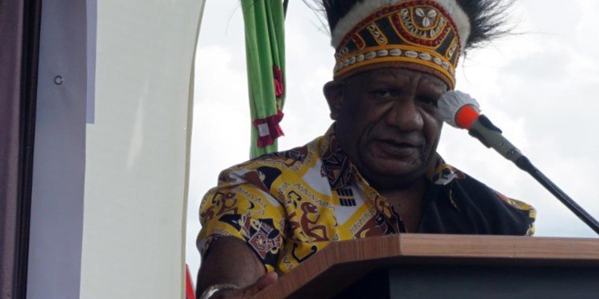 wagub-papua-kutuk-aksi-terorisme-di-makassar